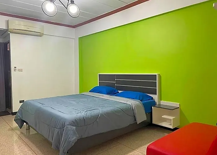 מלון Paraiso בנגקוק